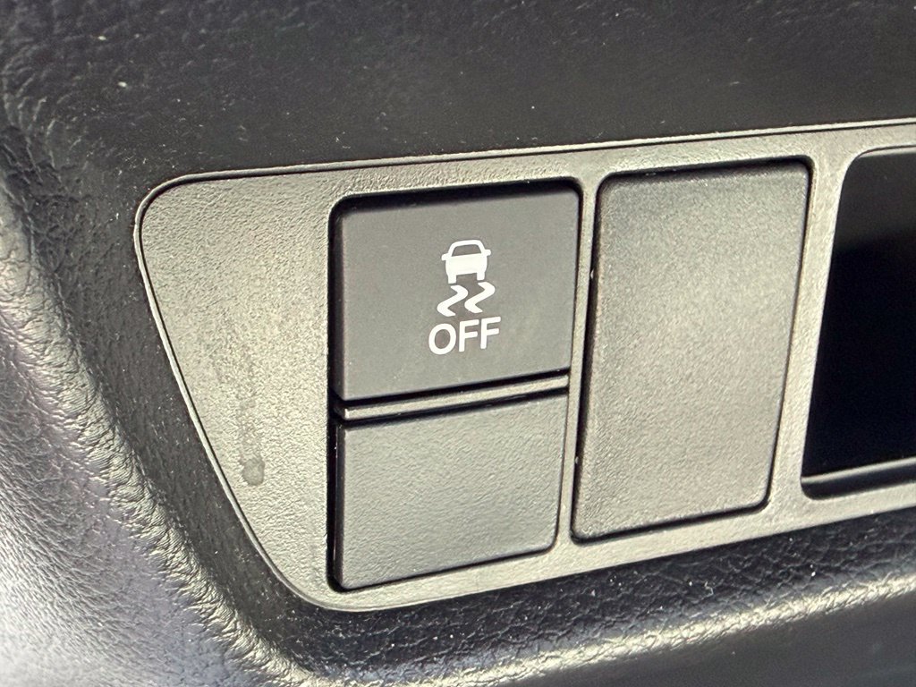 Certified 2025 Honda HR-V EX-L image 9
