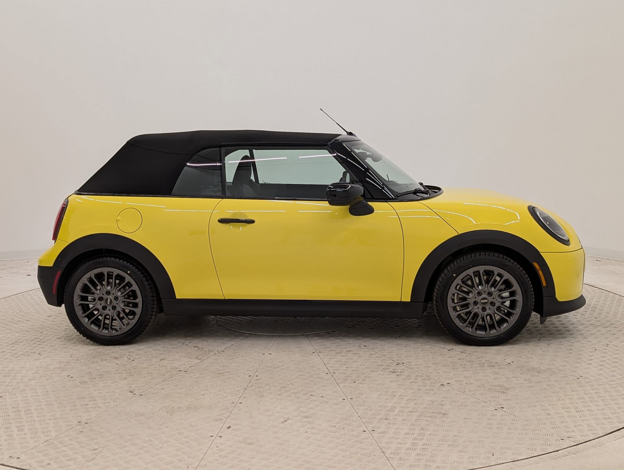 New 2026 MINI Cooper S image 8