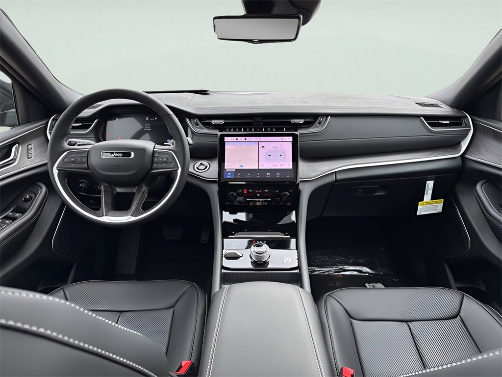New 2025 Jeep Grand Cherokee L Limited image 14