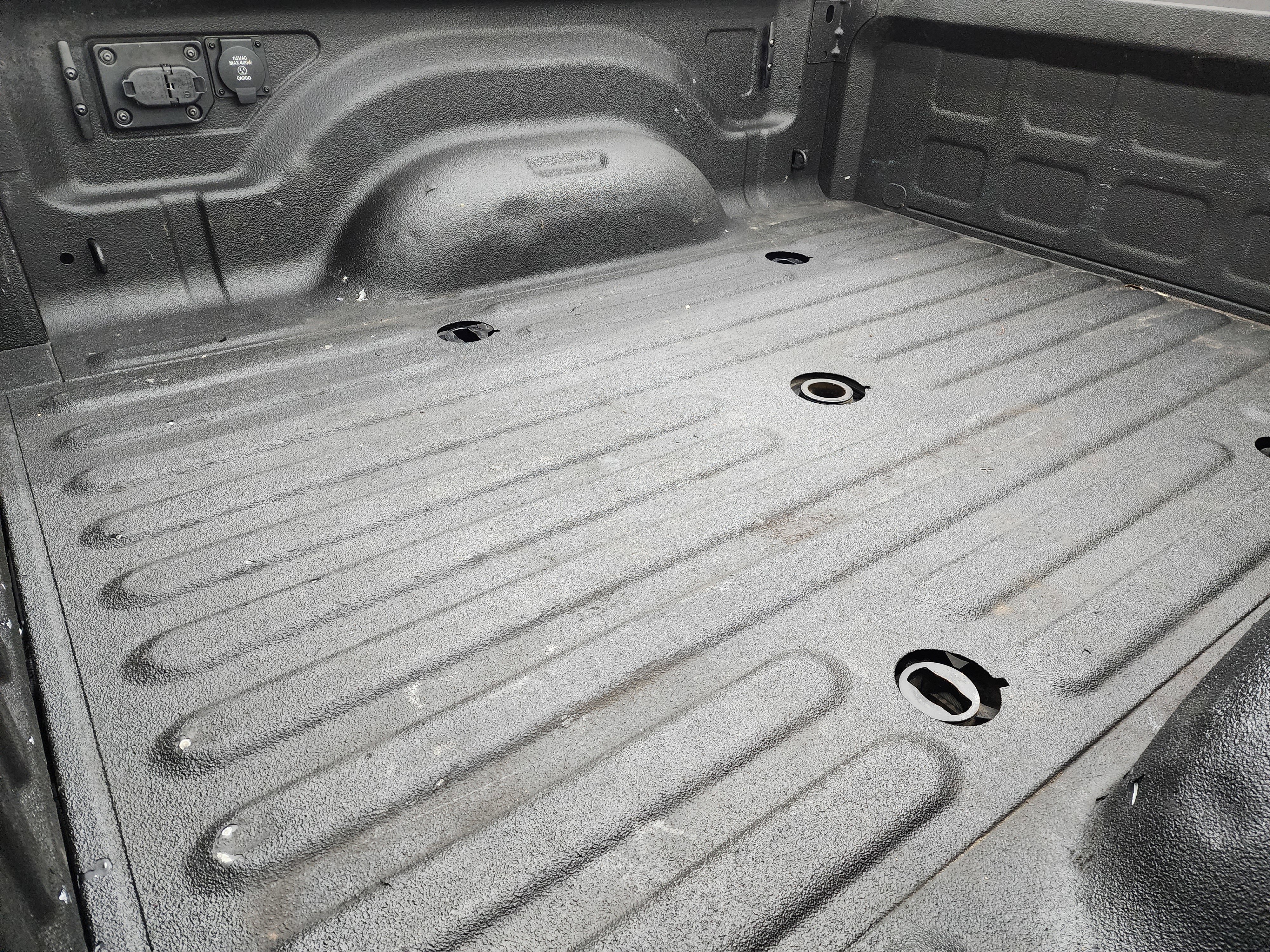 Used 2024 RAM 2500 Laramie w/ Sport Appearance Package image 5