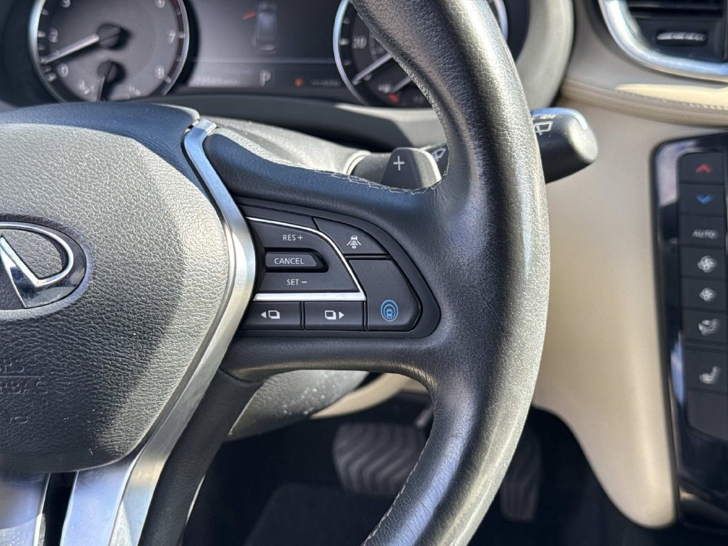 Used 2019 INFINITI QX50 Essential w/ Proactive Package AWD/4WD image 9