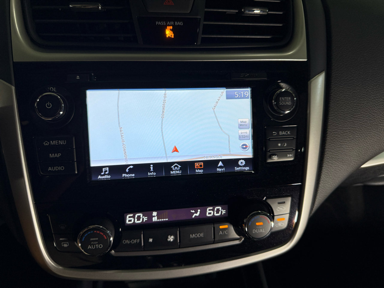 Used 2018 Nissan Altima 2.5 SV w/ 2.5 SV Technology Package image 20