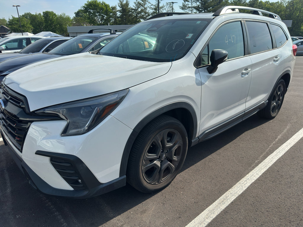 Used 2023 Subaru Ascent Onyx Edition AWD/4WD image 2