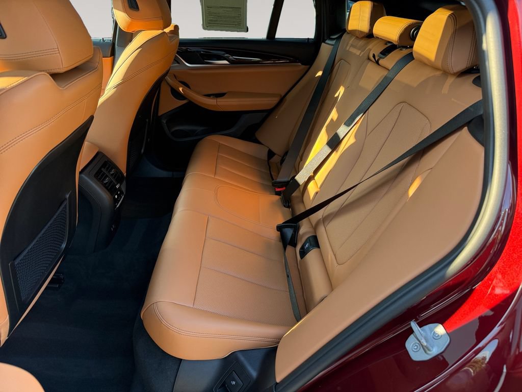 Certified 2025 BMW X4 xDrive30i AWD/4WD image 13