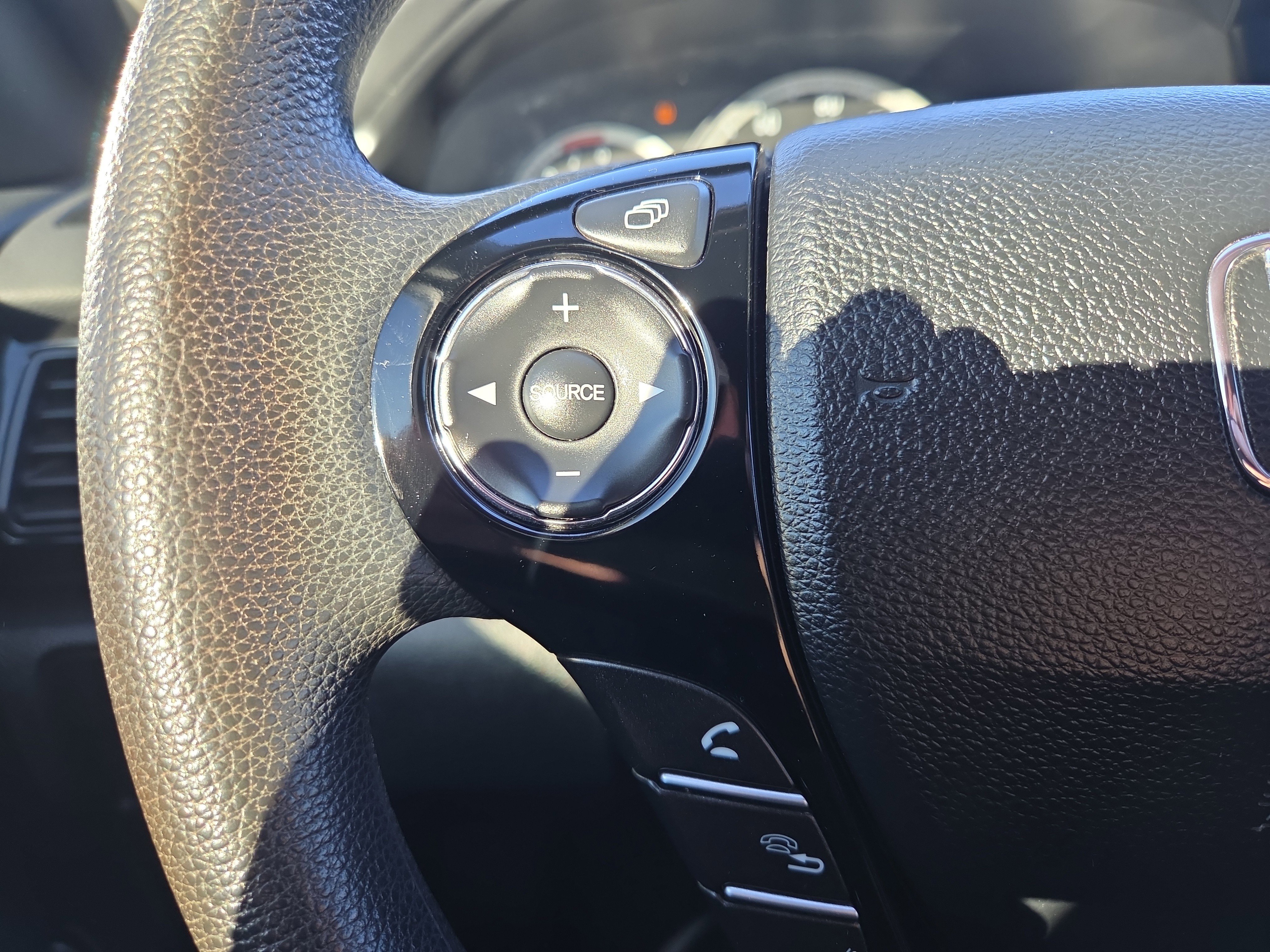 Used 2016 Honda Accord LX image 16