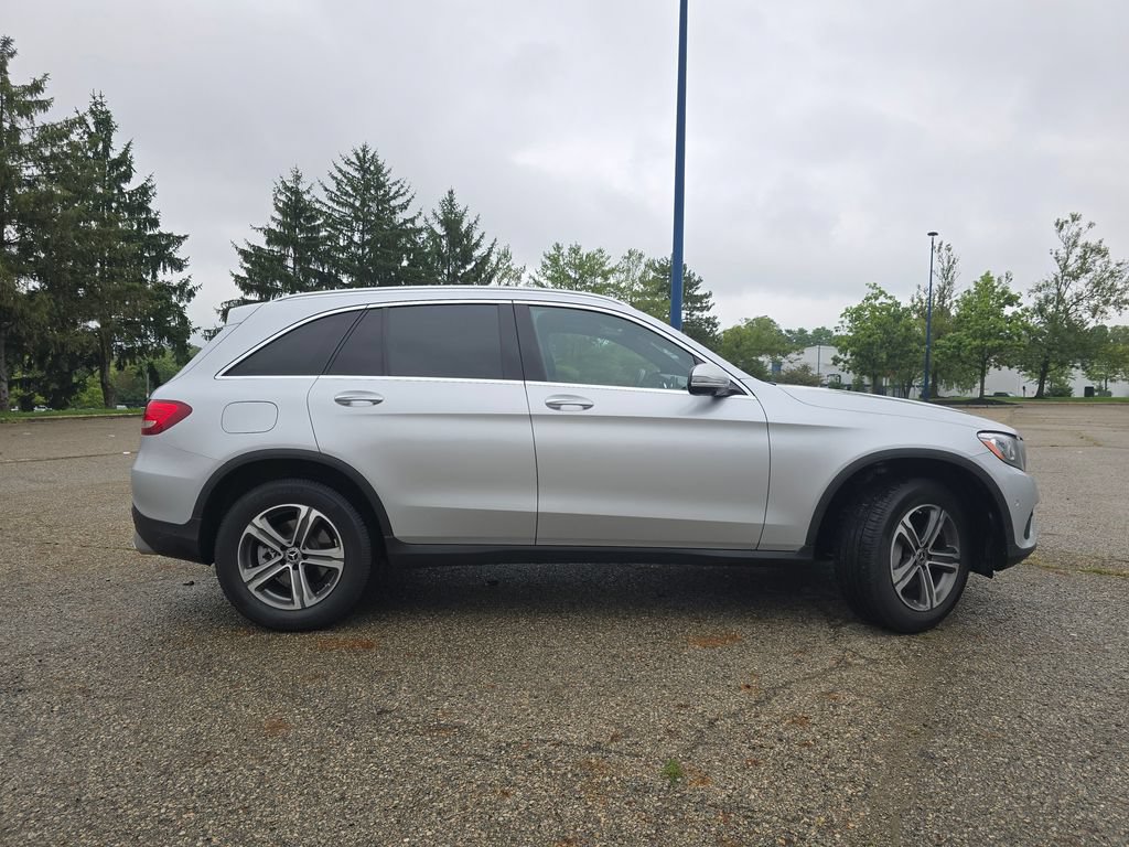 Used 2019 Mercedes-Benz GLC 300 4MATIC image 16