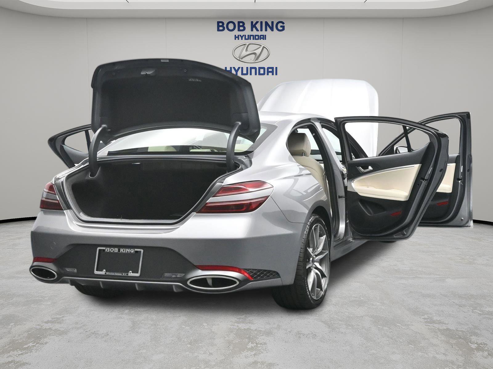 Used 2026 Genesis G70 2.5T image 19