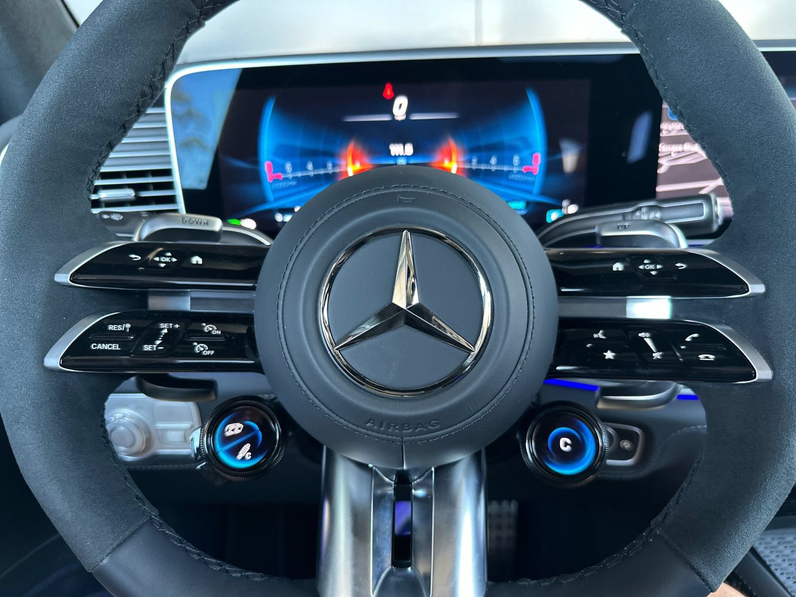 Used 2025 Mercedes-Benz GLE 63 AMG S image 26