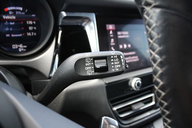 Used 2023 Porsche Macan Turbo AWD/4WD image 13