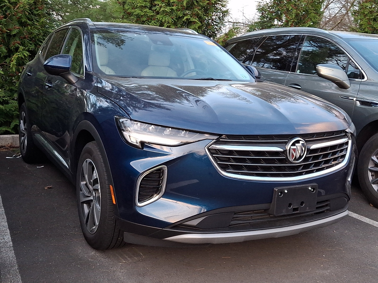 Certified 2023 Buick Envision Essence image 5