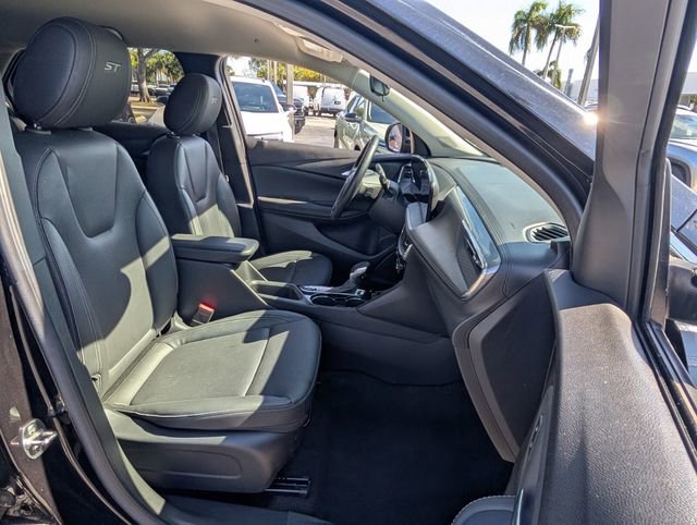 Used 2024 Buick Encore GX Sport Touring w/ Comfort Package image 19