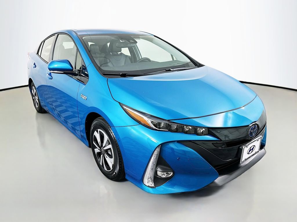 Used 2019 Toyota Prius Prime Premium image 3