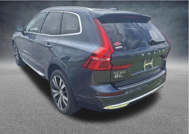 Used 2023 Volvo XC60 B5 Plus w/ Climate Package AWD/4WD image 6
