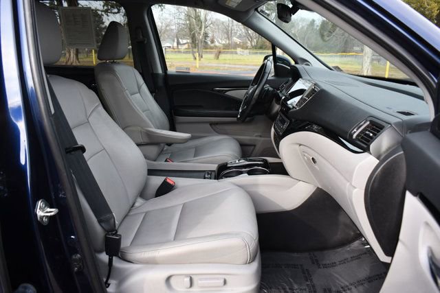 Used 2019 Honda Pilot Touring image 25