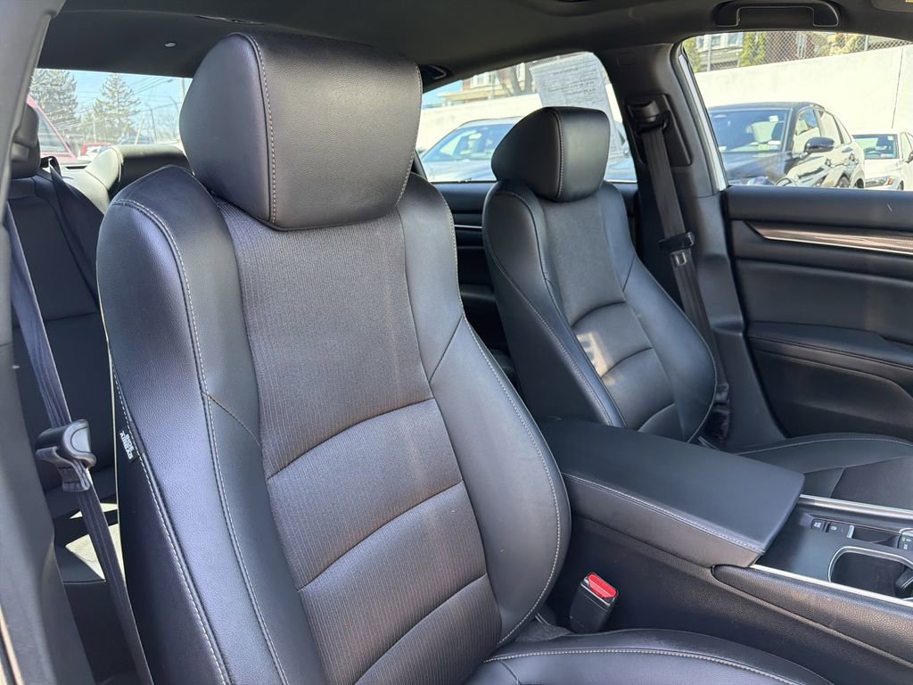 Certified 2022 Honda Accord Sport image 9
