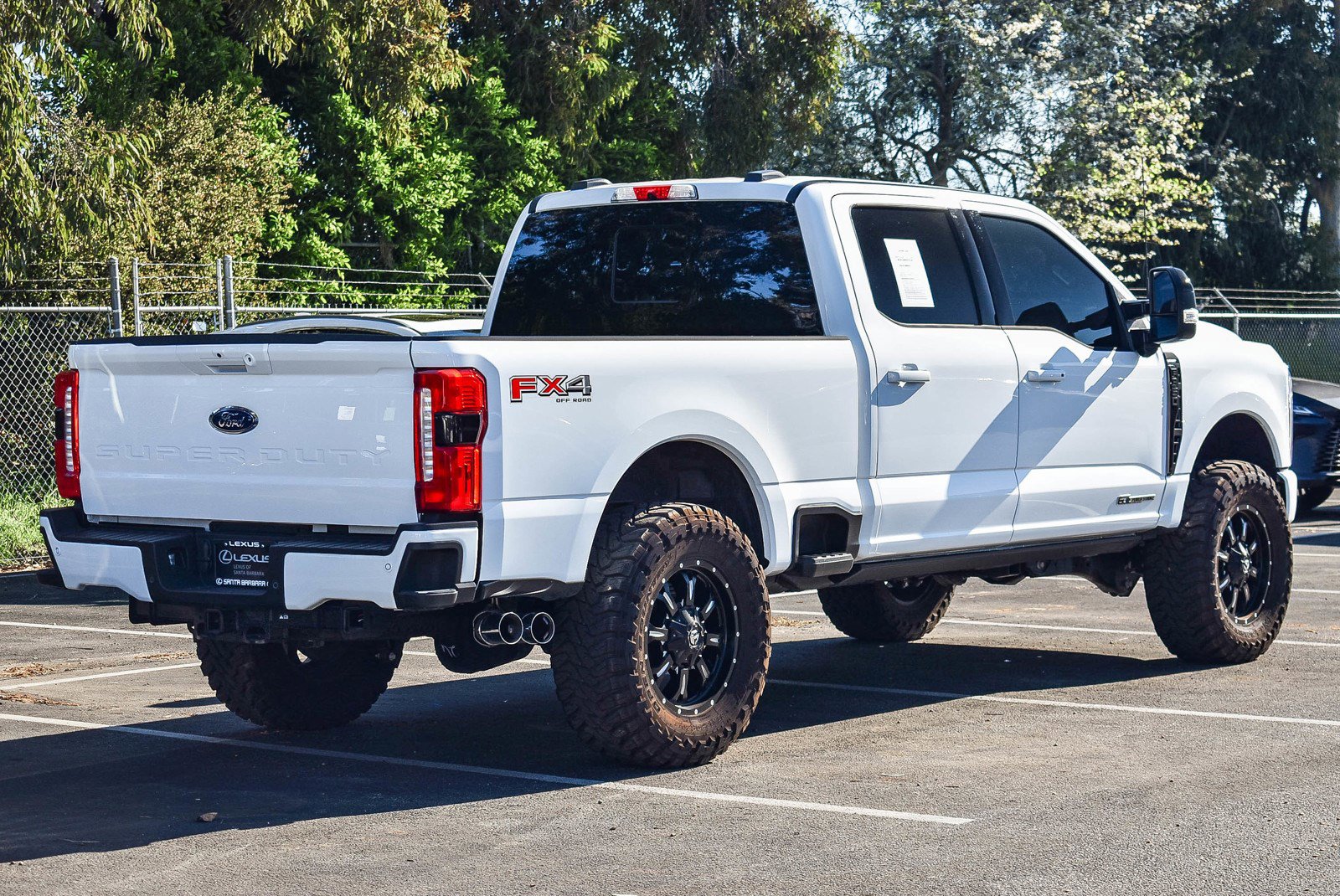 Used 2024 Ford F350 Lariat w/ Lariat Ultimate Package image 6