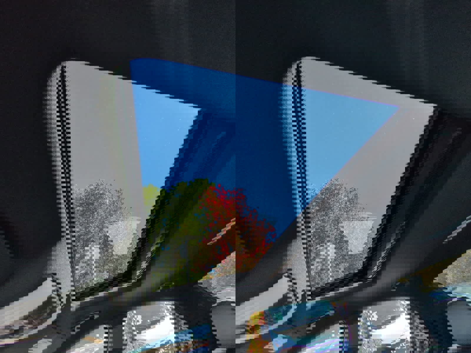 Used 2011 Mercedes-Benz E 350 Sedan image 2