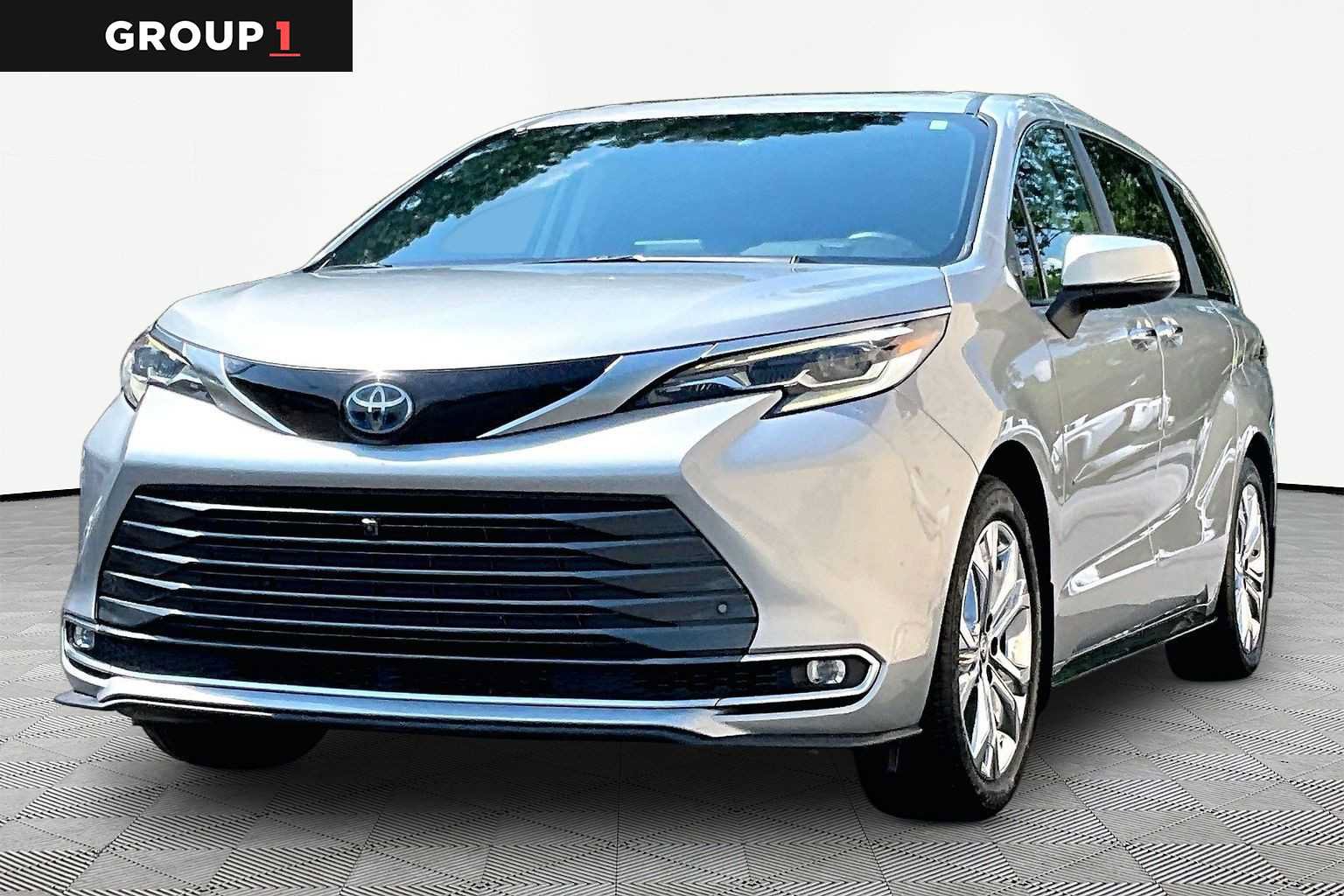 Certified 2023 Toyota Sienna Platinum