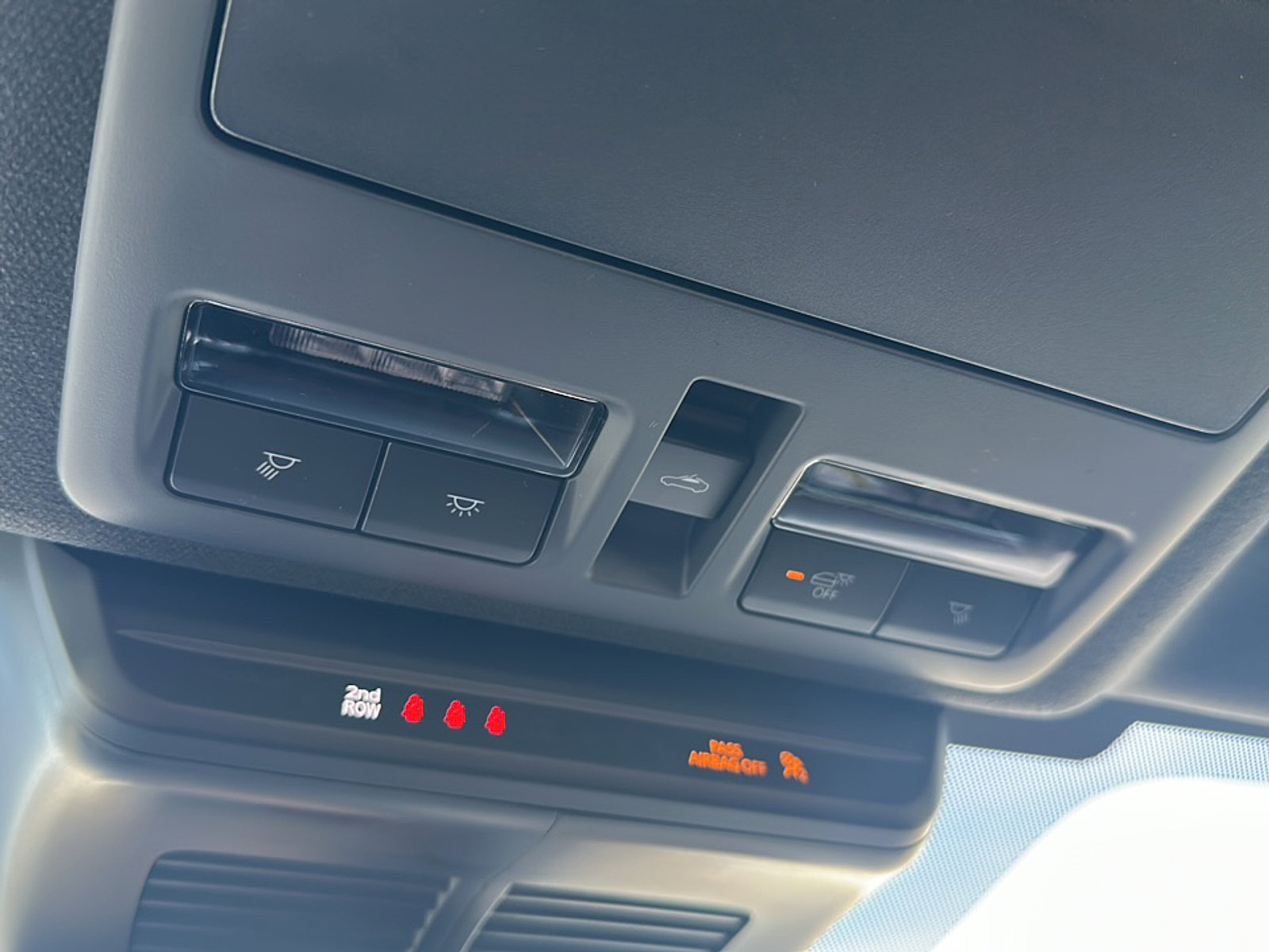 New 2025 MAZDA MAZDA3 Carbon image 28