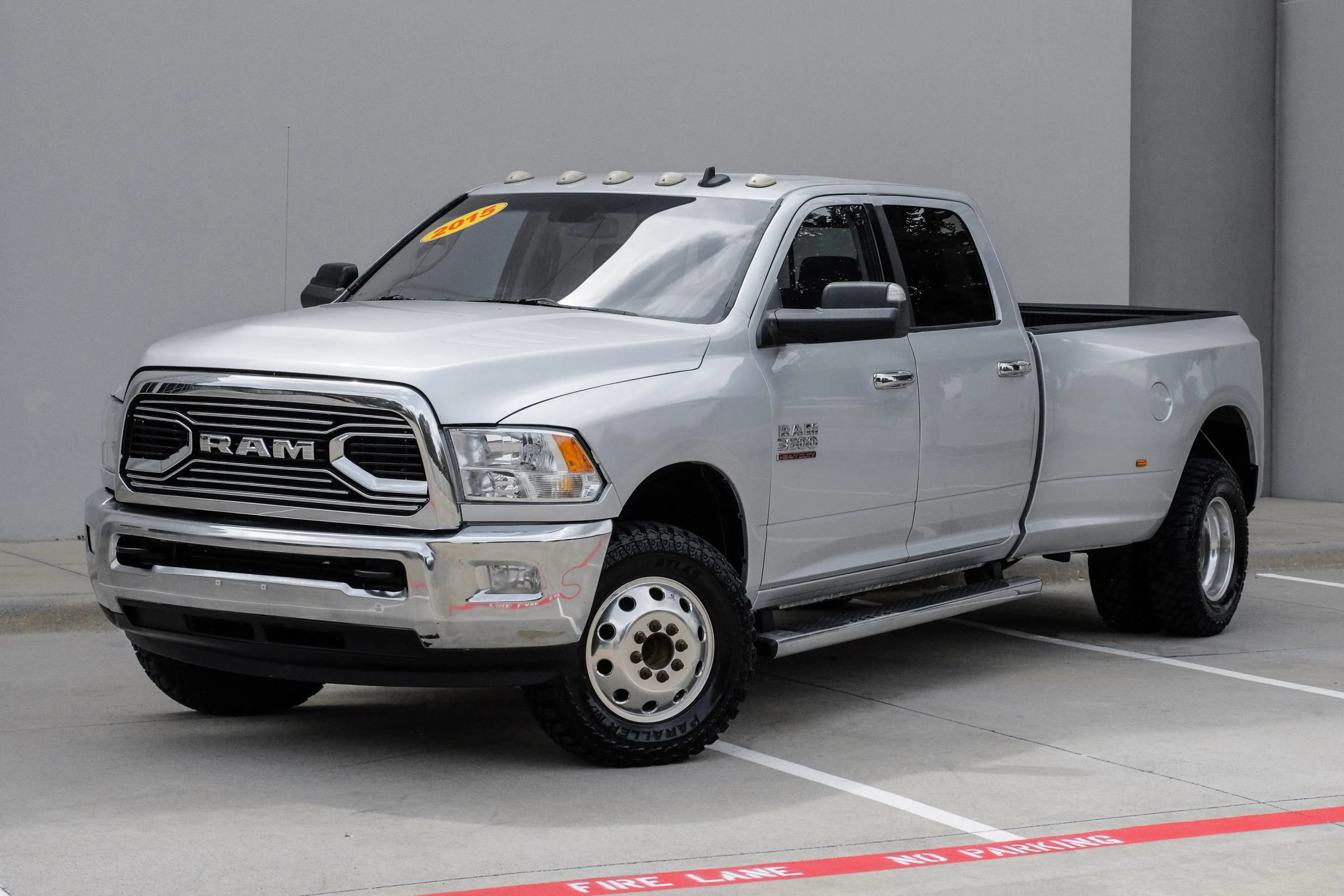 Used 2015 RAM 3500 Big Horn AWD/4WD image 6