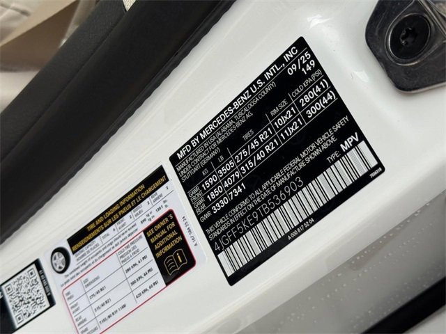 New 2026 Mercedes-Benz GLS 450 4MATIC image 17