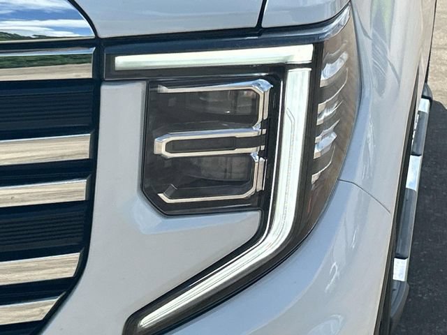 Certified 2024 GMC Sierra 1500 SLT w/ SLT Premium Plus Package AWD/4WD image 10