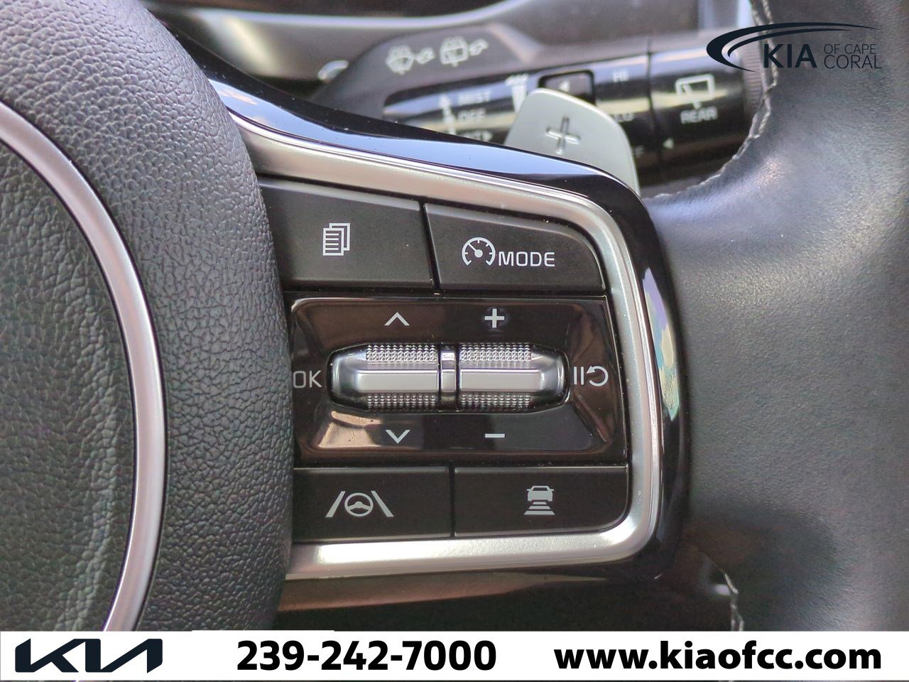 Certified 2023 Kia Sorento EX image 28