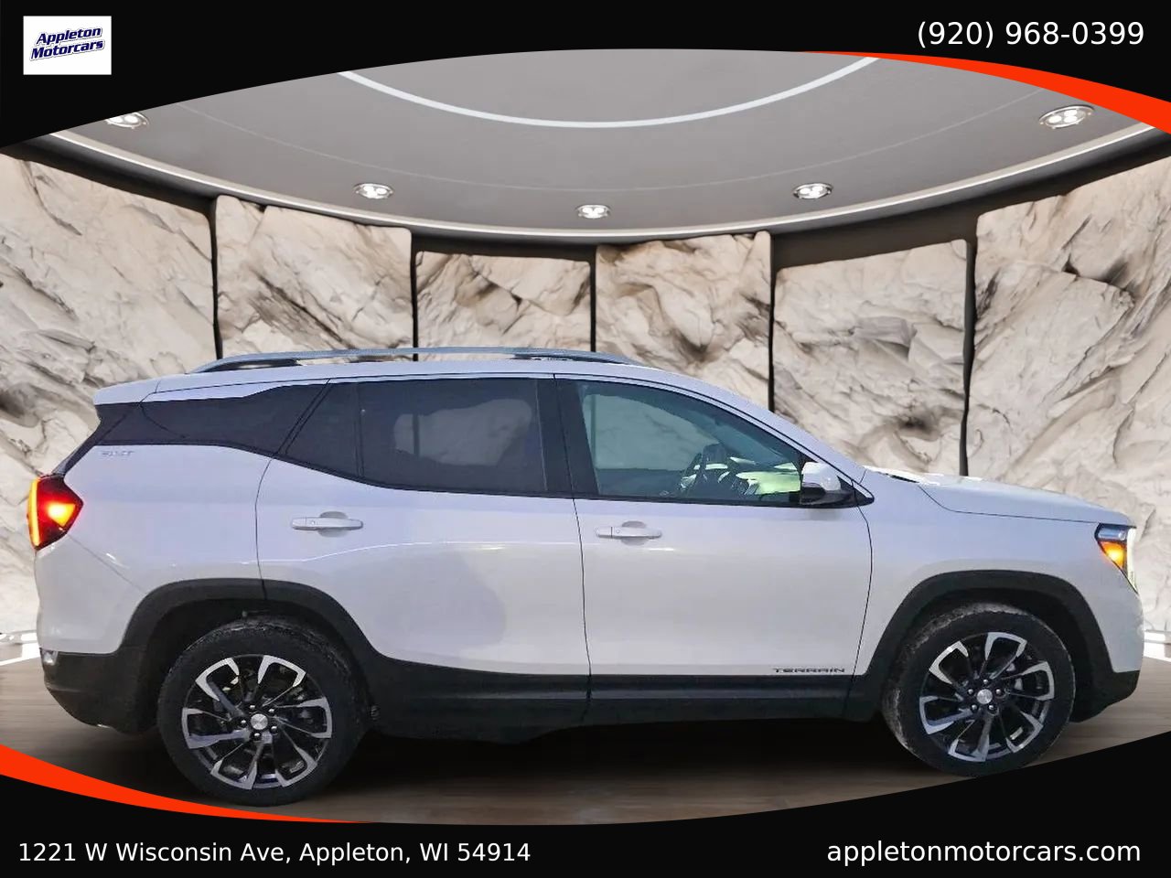 Used 2022 GMC Terrain SLT w/ Infotainment Package II image 6