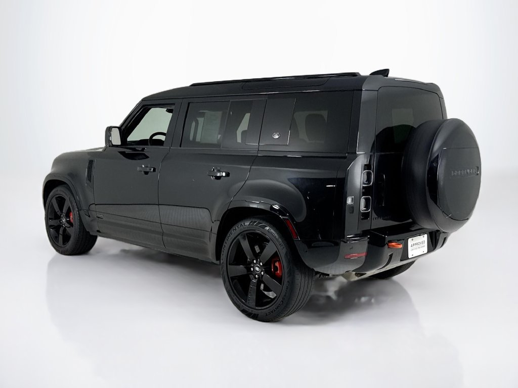 Used 2023 Land Rover Defender 110 X AWD/4WD image 3