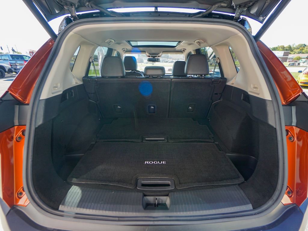 Used 2021 Nissan Rogue SL image 31