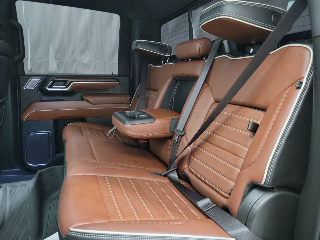 Certified 2024 GMC Sierra 3500 Denali Ultimate image 10