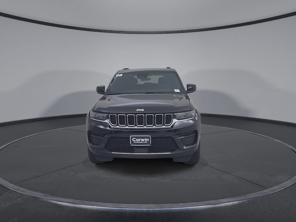 New 2026 Jeep Grand Cherokee Laredo X AWD/4WD image 5
