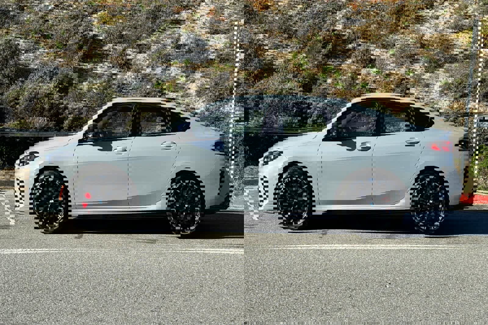 Used 2025 BMW M235i xDrive w/ Premium Package image 9