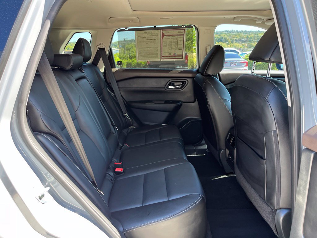 Used 2023 Nissan Rogue SL w/ SL Premium Package FWD image 24