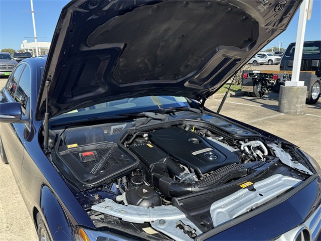 Used 2015 Mercedes-Benz C 300 Sedan image 23