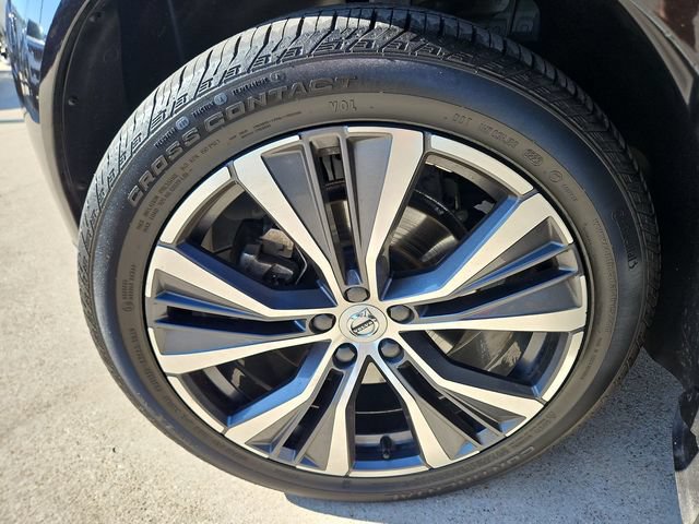 Used 2022 Volvo XC60 B5 Momentum w/ Climate Package AWD/4WD image 29