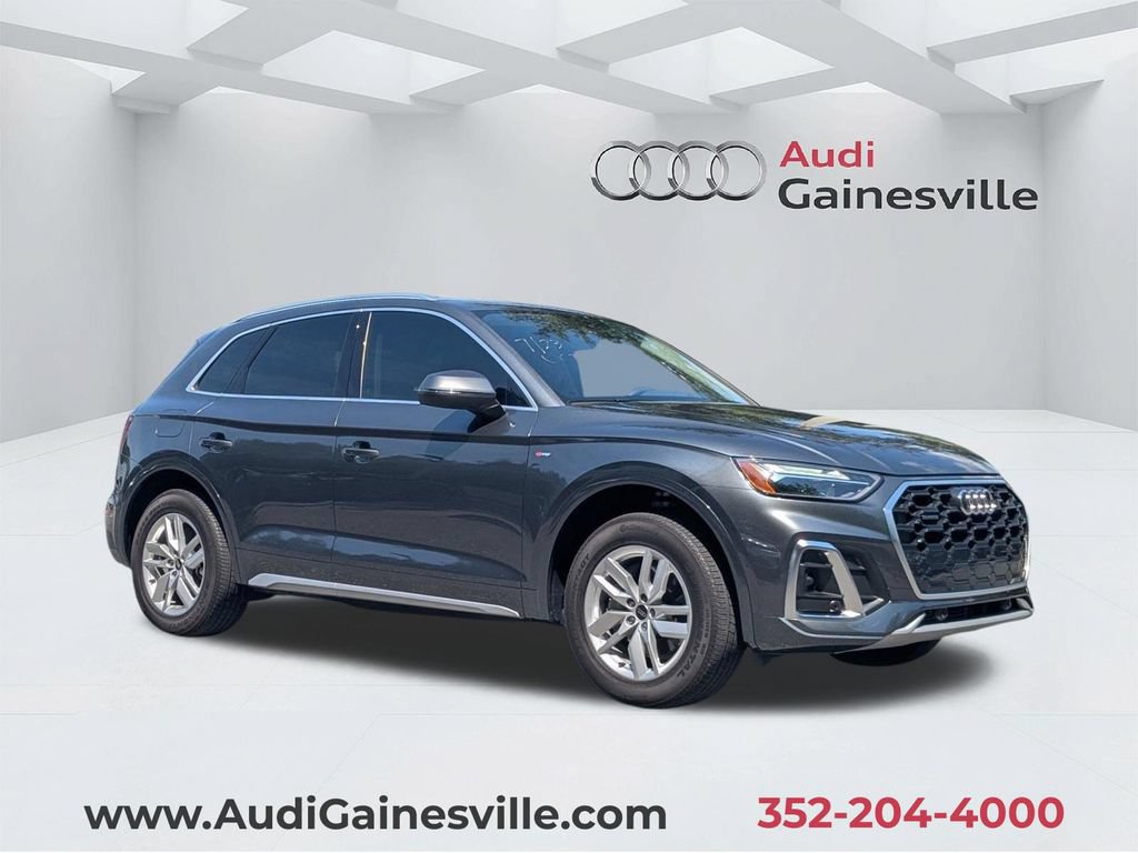 Used 2023 Audi Q5 2.0T Premium w/ Convenience Package AWD/4WD image 1