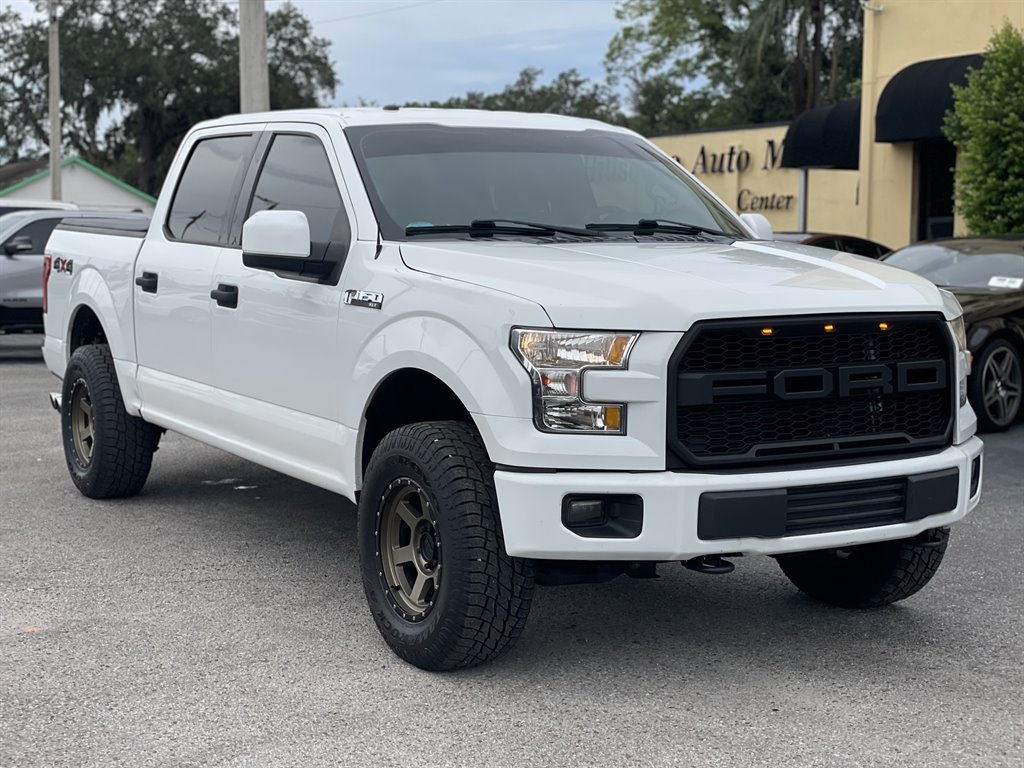 Used 2017 Ford F150 XLT AWD/4WD image 10