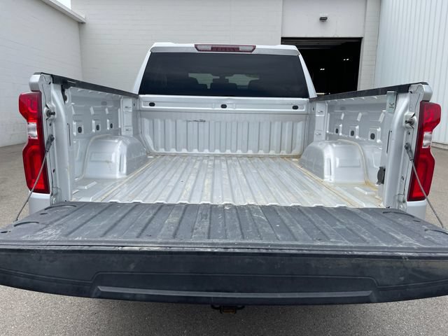 Used 2021 Chevrolet Silverado 1500 Custom AWD/4WD image 25