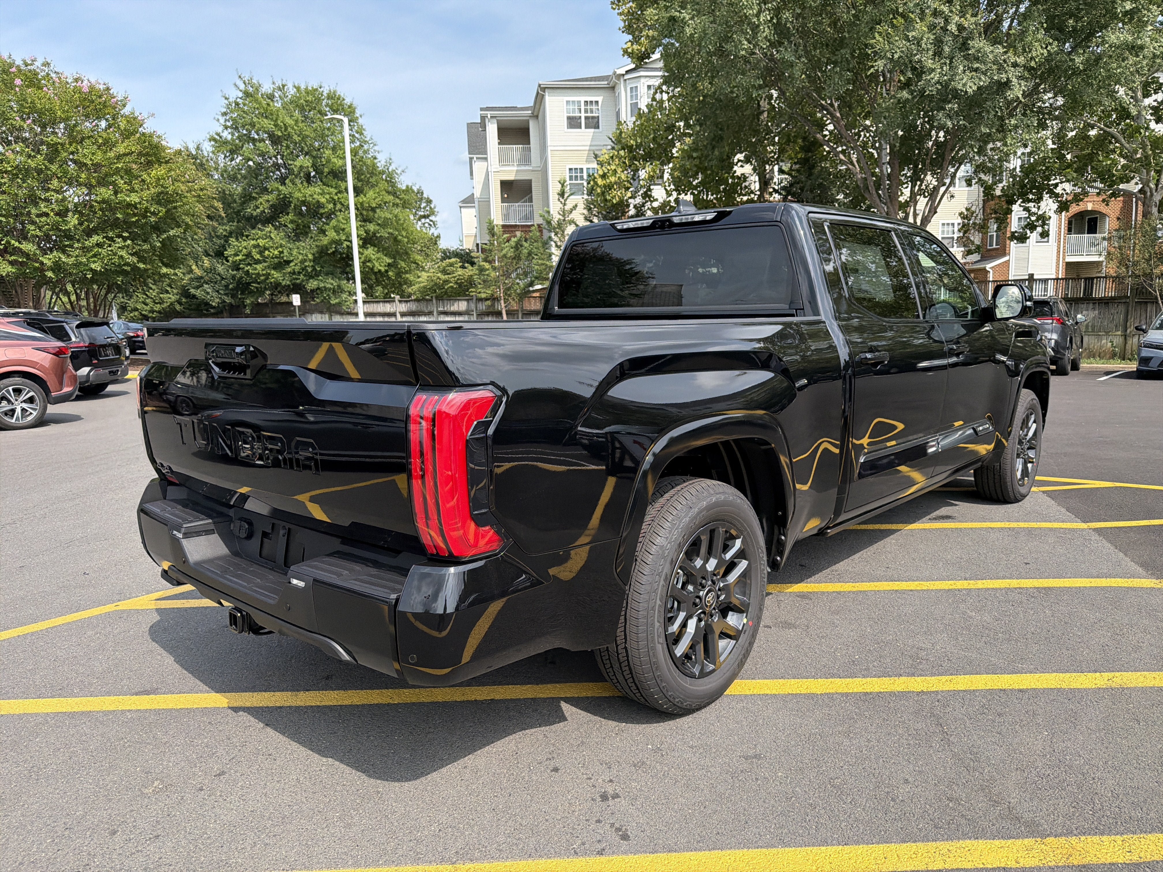 New 2026 Toyota Tundra Platinum AWD/4WD image 4