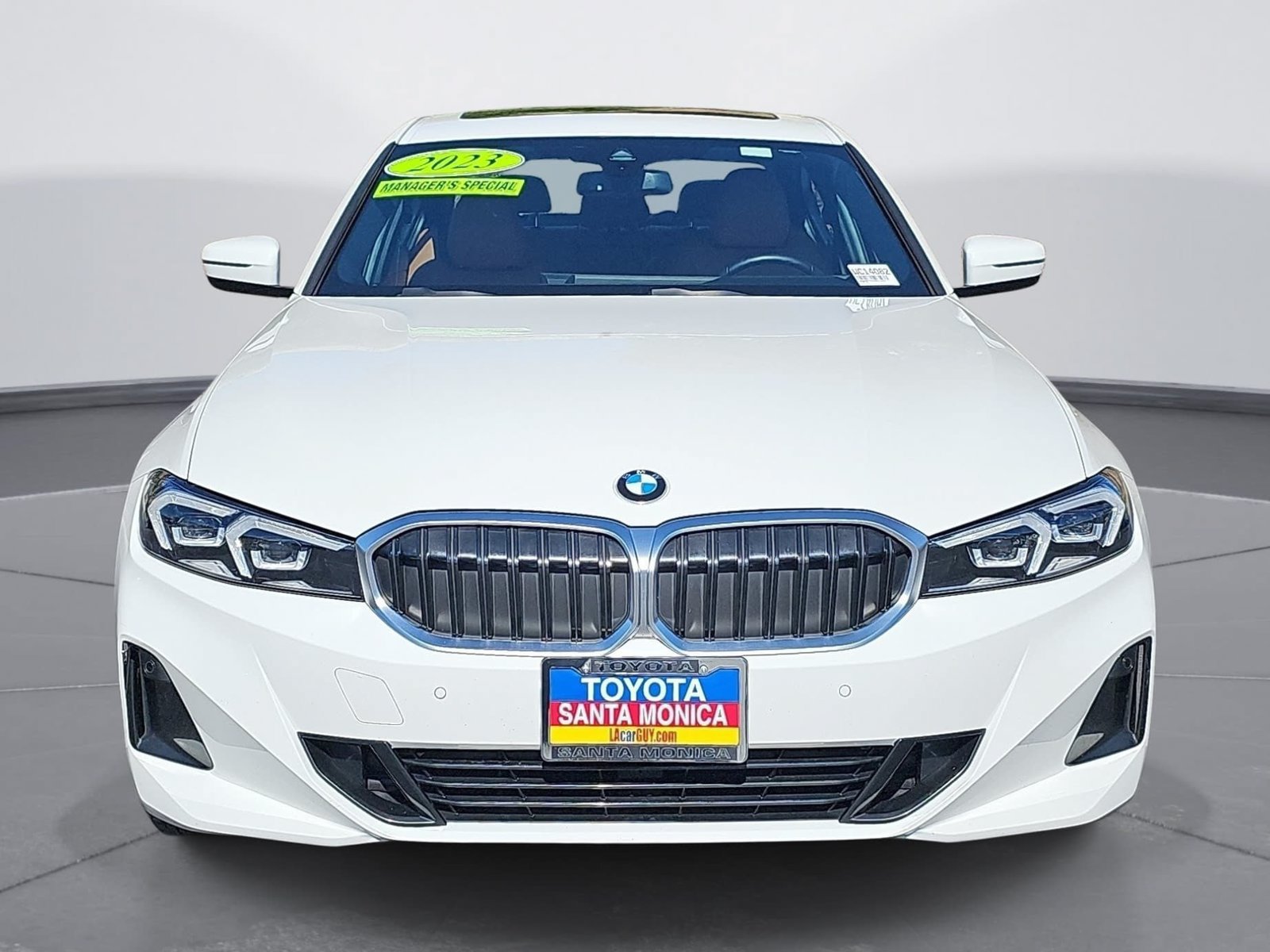 Used 2023 BMW 330i Sedan w/ Driving Assistance Package RWD image 8