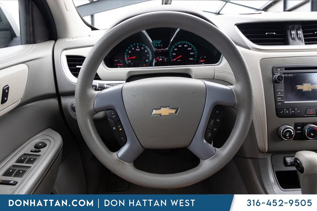 Used 2017 Chevrolet Traverse LS AWD/4WD image 6
