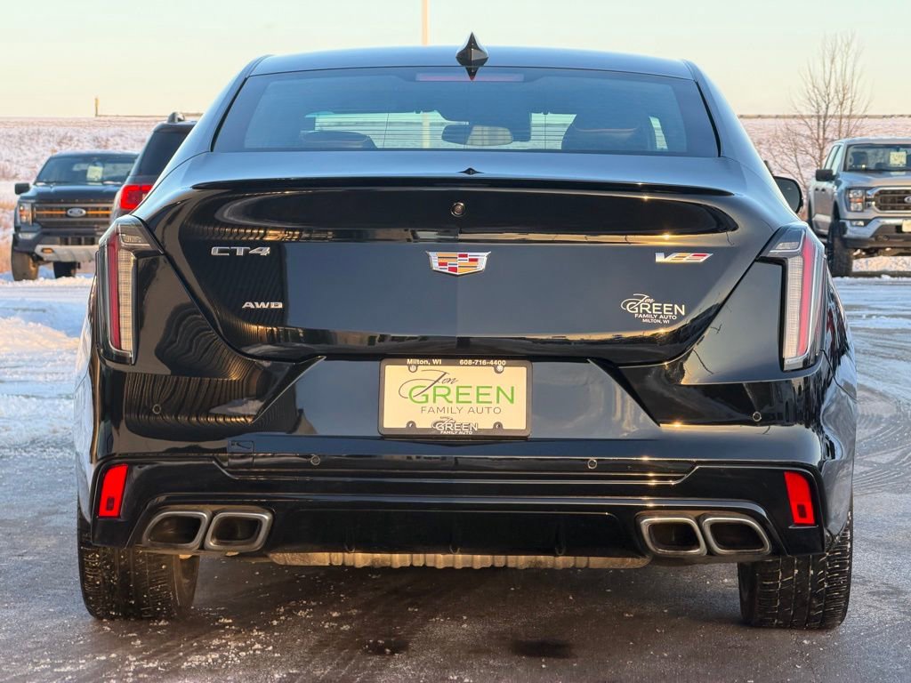 Used 2022 Cadillac CT4 V image 8