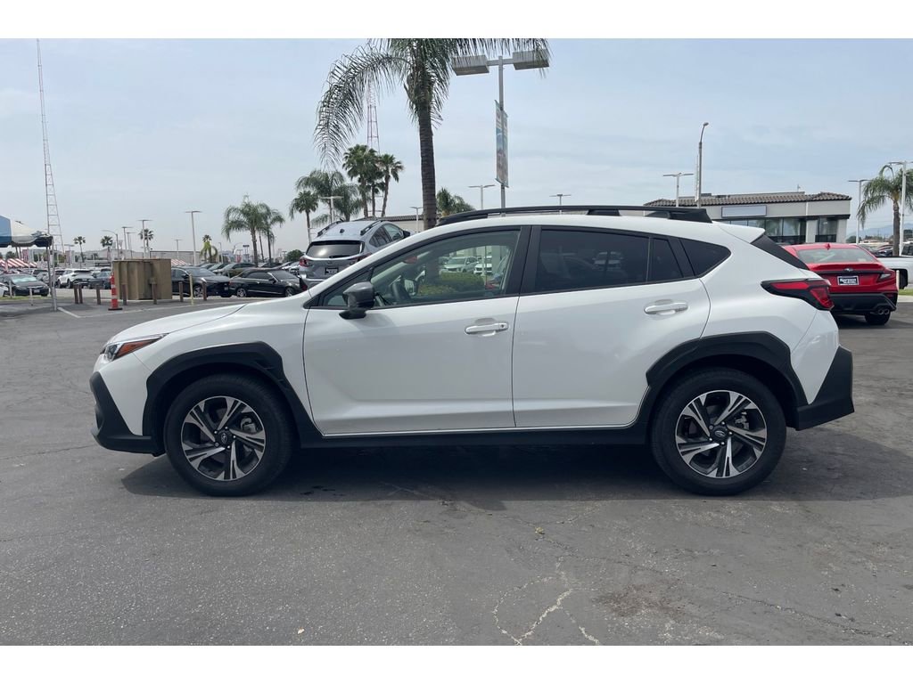 Used 2024 Subaru Crosstrek 2.0i Premium AWD/4WD image 2