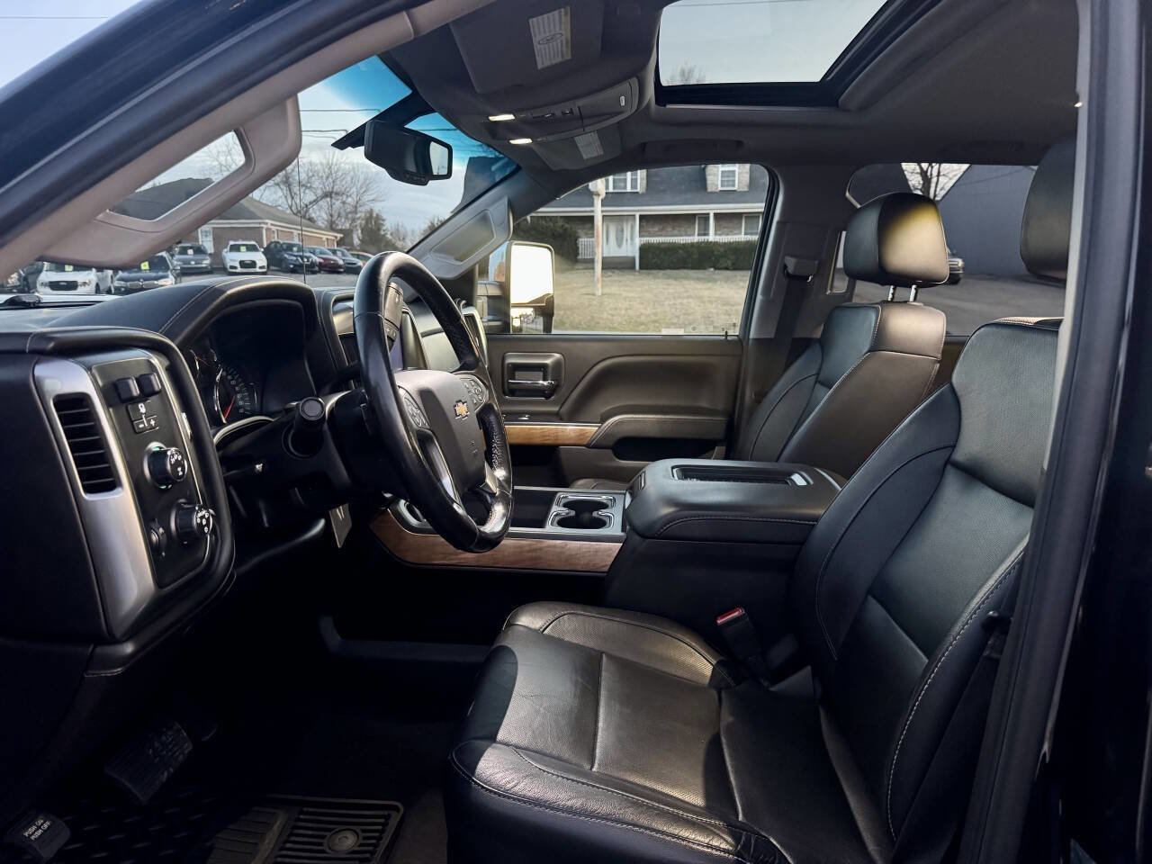 Used 2019 Chevrolet Silverado 3500 LTZ w/ Duramax Plus Package image 14