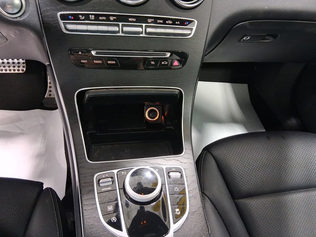 Used 2019 Mercedes-Benz GLC 300 image 21