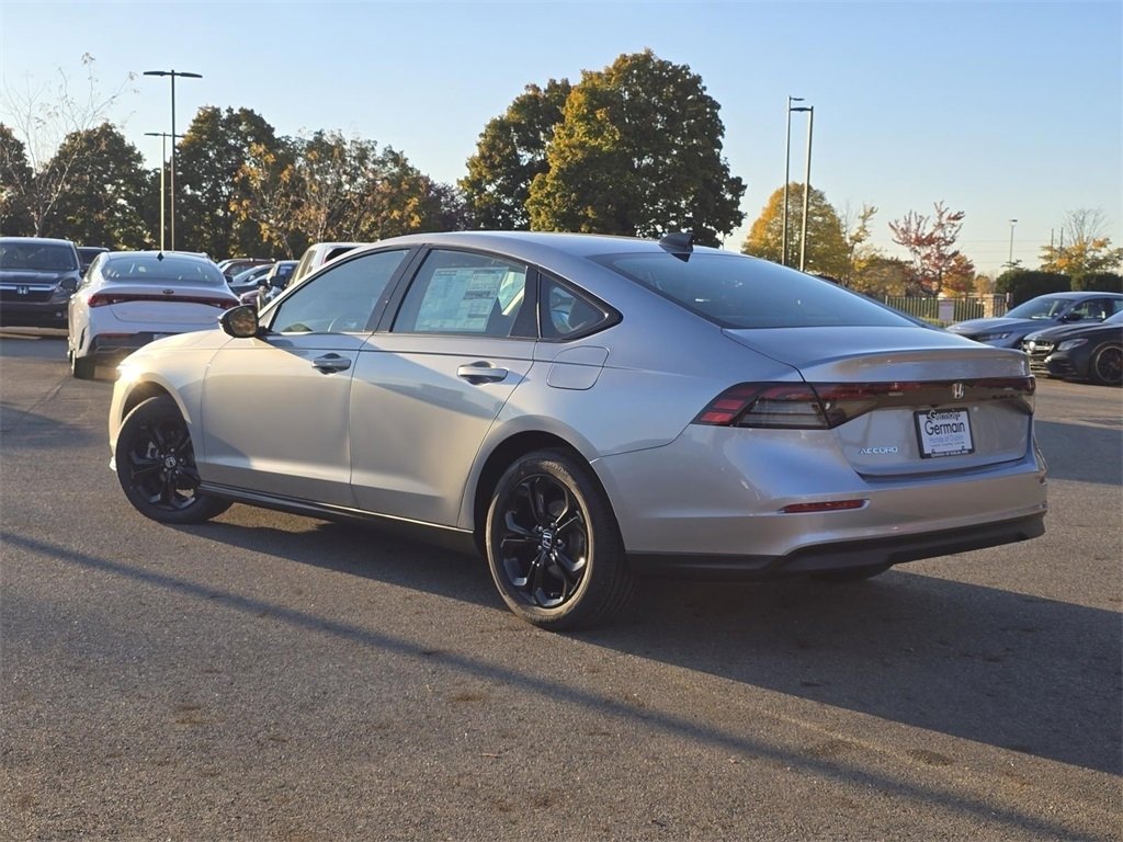New 2025 Honda Accord SE image 14