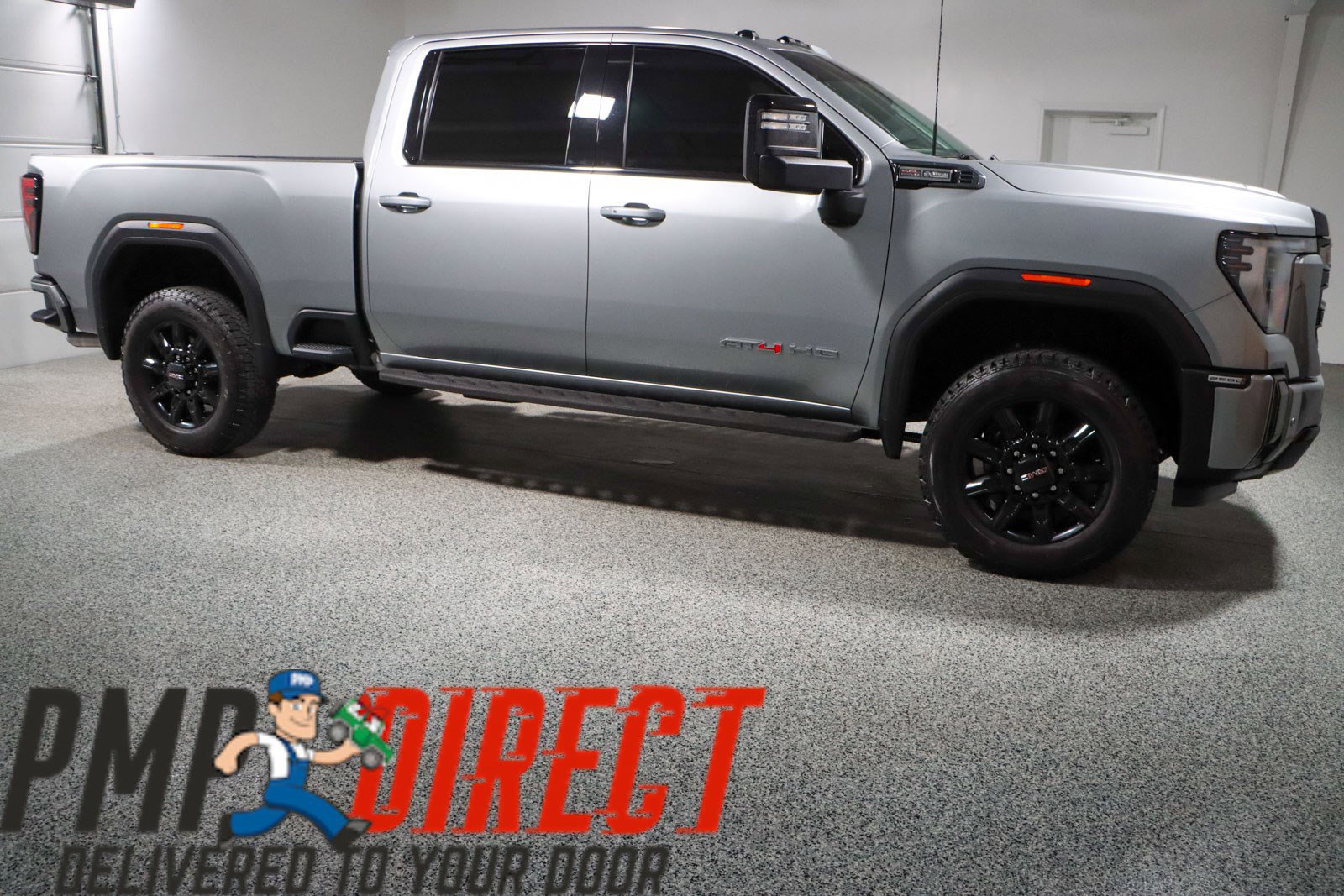 Used 2025 GMC Sierra 2500 AT4 w/ AT4 Premium Plus Package AWD/4WD image 6