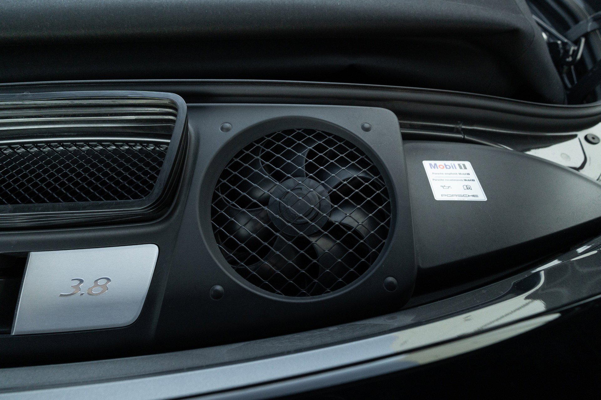 Used 2019 Porsche 911 Turbo S image 76