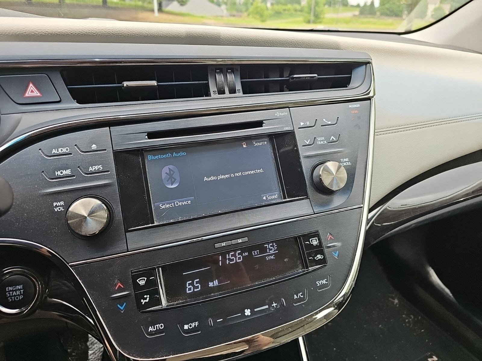 Used 2015 Toyota Avalon XLE FWD image 20